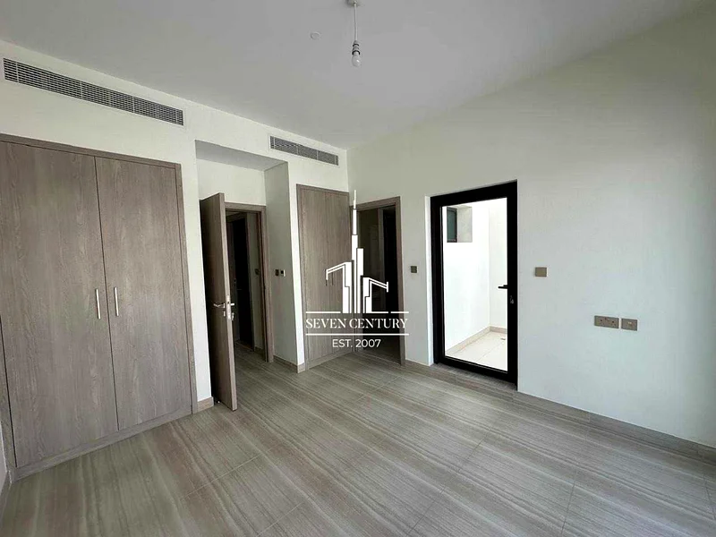 3BHK | Park View | Prime Location63970855117571114