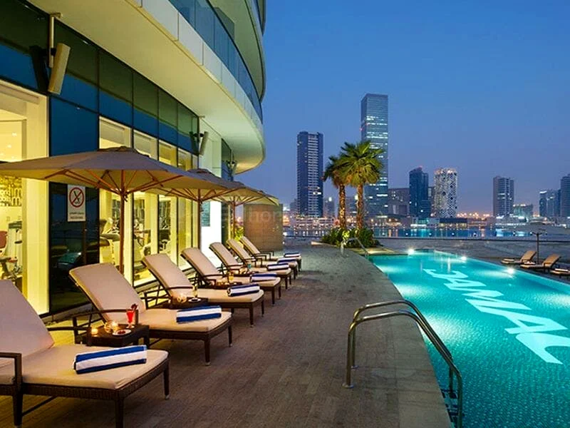 1 برازيل | إطلالة القناة | طابق عالي | متاح قريبًا63207357381891113