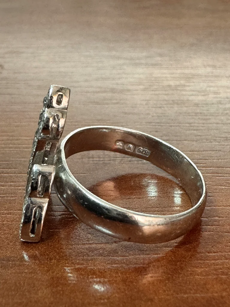 Beautifully made 21K White Gold ring (Allah) with diamonds63232650769922111