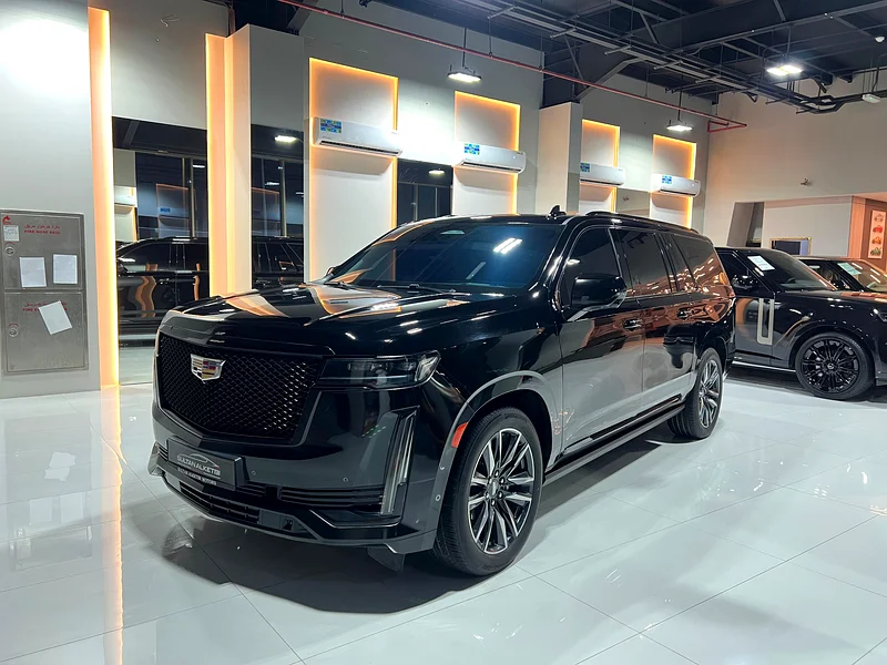CADILLAC ESCALADE V8631359740965141118