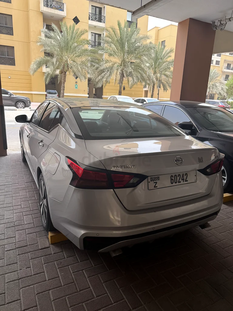 Urgent Sale-No Dents-Ready to Sell632321406835211126
