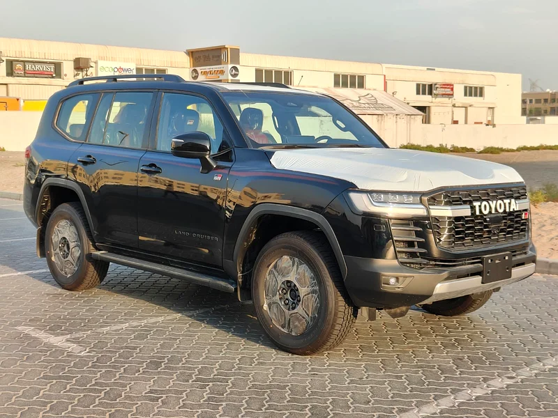 2025 Toyota Land Cruiser LC300 GR-Sport Full-Option with Radar 3.5L V6 Twin Turbo Petrol A/T Export63140688205057112