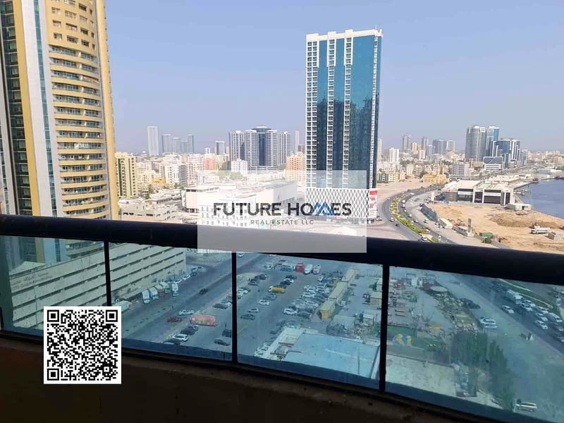 شقة فارغة وواسعة مكونة من 3 غرف نوم متاحة للبيع63256057990658113