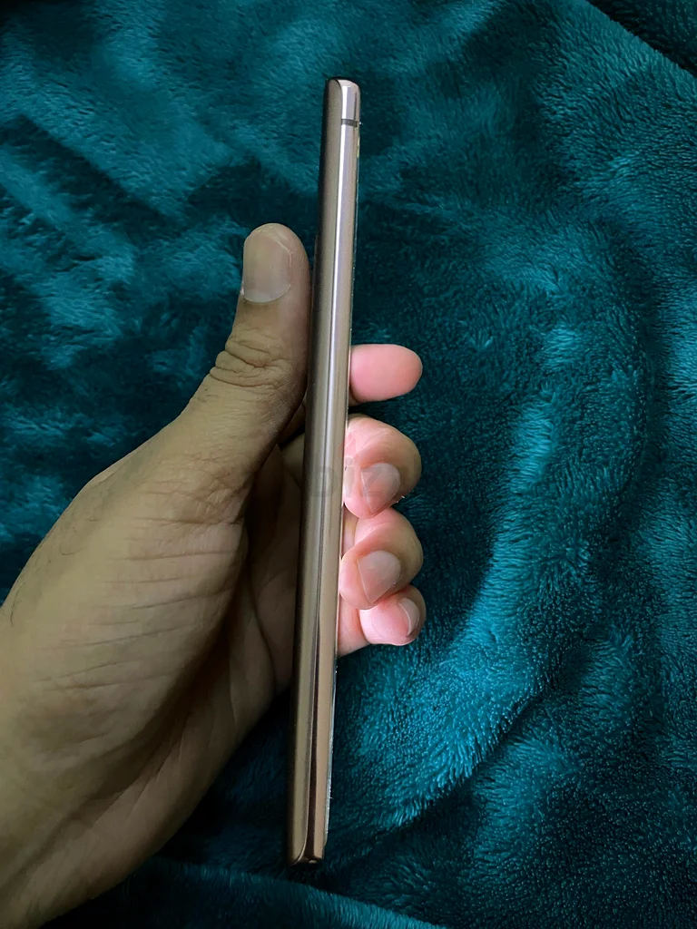 Samsung note 20 5g 128 gb dual sim for sell back cover is free63180842019073112