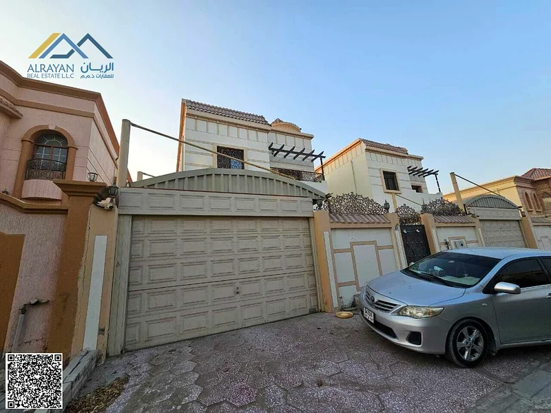Strategic location, freehold for all nationalities, including electricity, water, and air conditioning.63870132318465110