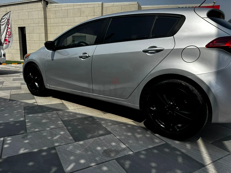FULL OPTION GCC CAR FULL MAINTENANCE DONE63171745348097113