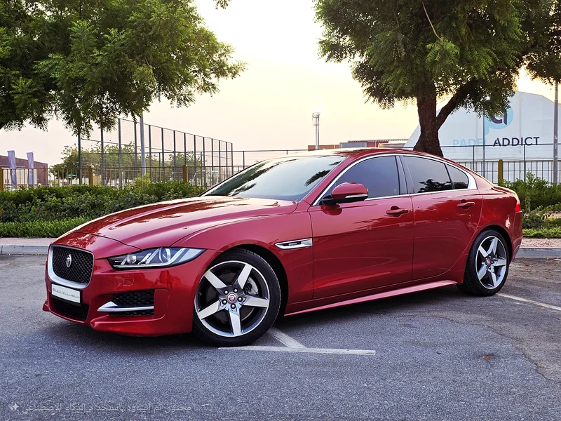 JAGUAR XE 2016 EUROPE SPEC LOW MAILAGE AMAIZIANG COLOR63222311894274112