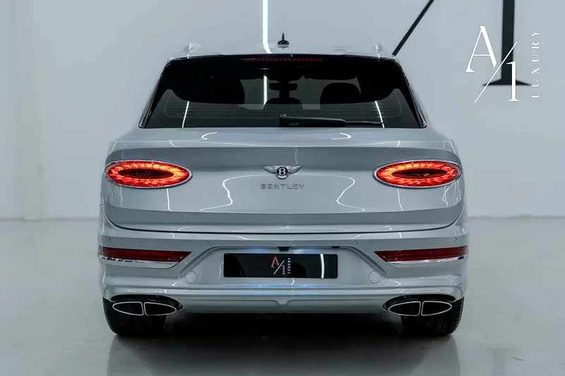 2023 Bentley Bentayga EWB Azure, Bentley Warranty, Full Bentley Service History, Fully Loaded, GCC63134990772353114