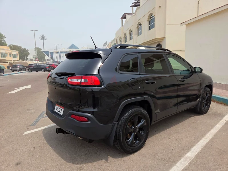 جيب تشيروكي63171296941187114