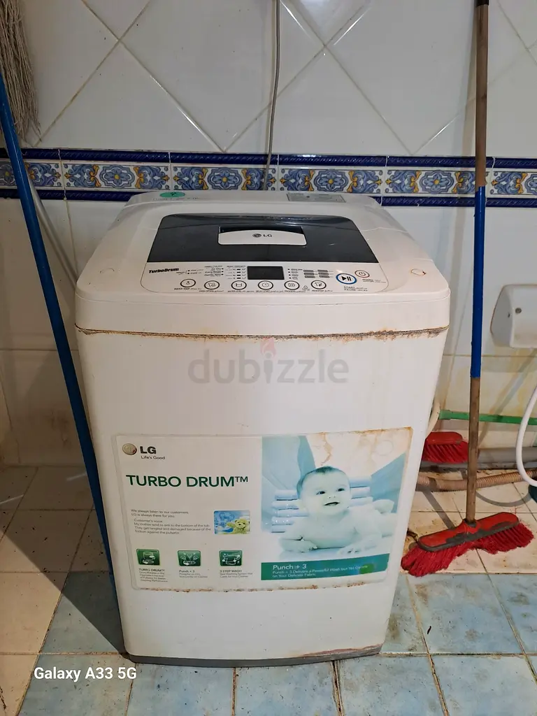 Efficient LG Turbo Drum Washing Machine - Reliable Performance!