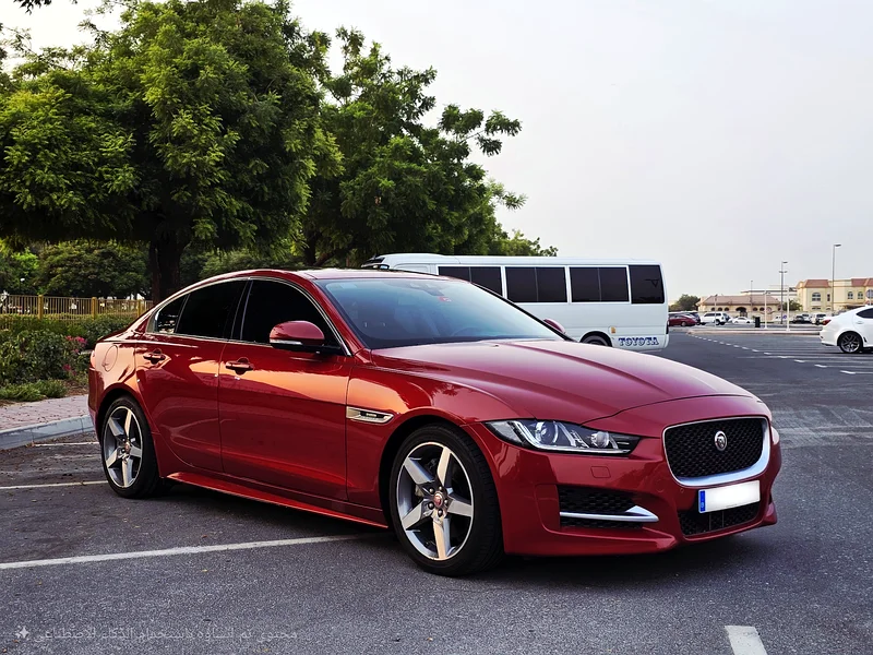JAGUAR XE 2016 EUROPE SPEC LOW MAILAGE AMAIZIANG COLOR63222311894274113