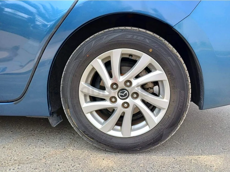 Mazda 3 2019 GCC family Owned perfect condition 1.6 FUEL economy ** without view no last price**63135491562241114