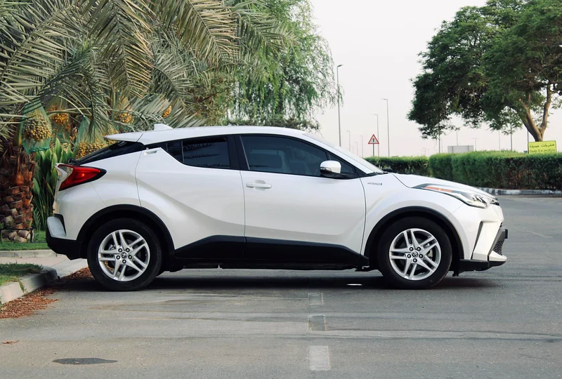 Toyota C-HR 23 | GCC specs | Warranty | 2 Keys | Low kms | 7 Days money back guarntee63147208200962112
