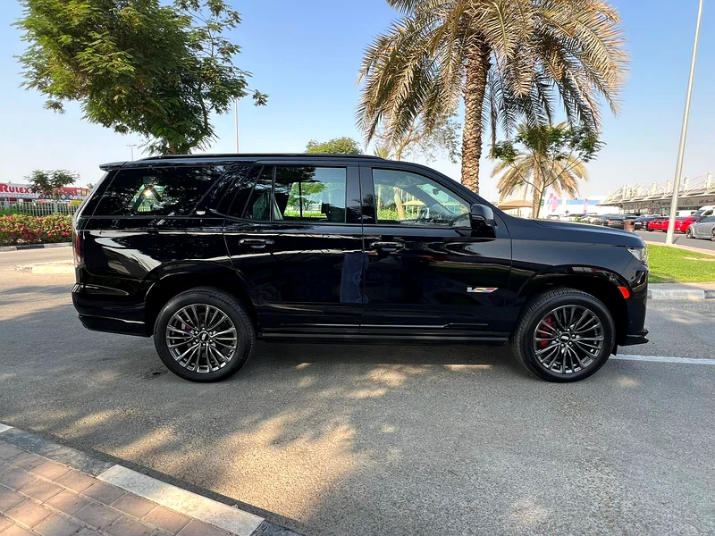 !! 2024 !! CADILLAC | ECALADE | V 682 HP  / GCC | UNDER WARRANTY AND SERVICE CONTRACT63176619831299114