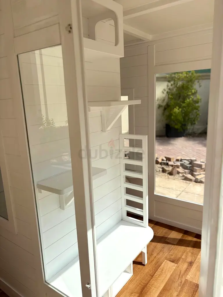 Cat House with Split A/C63233127287809117