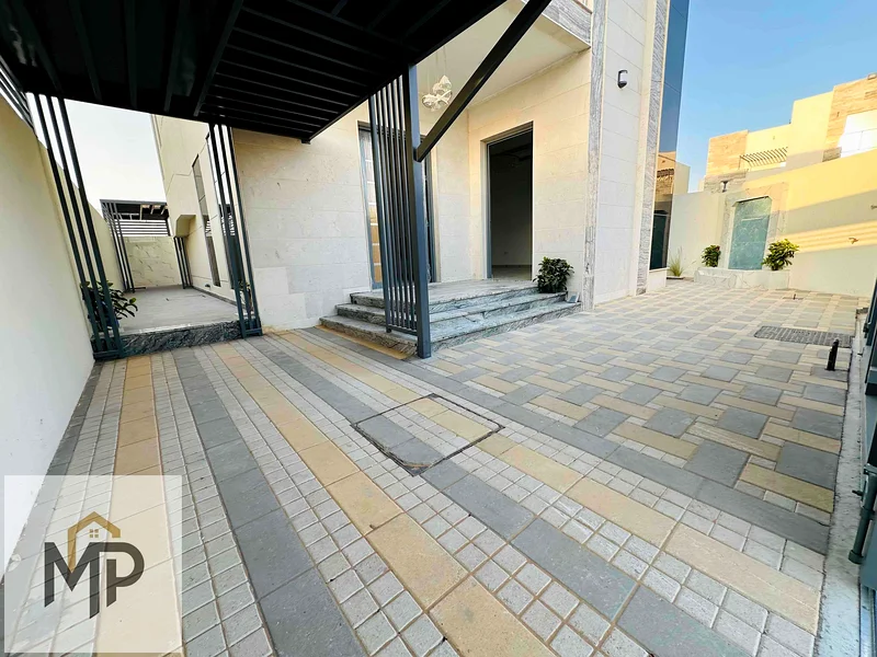 فيلا زاوية تشمل الكهرباء والماء63895009164802112