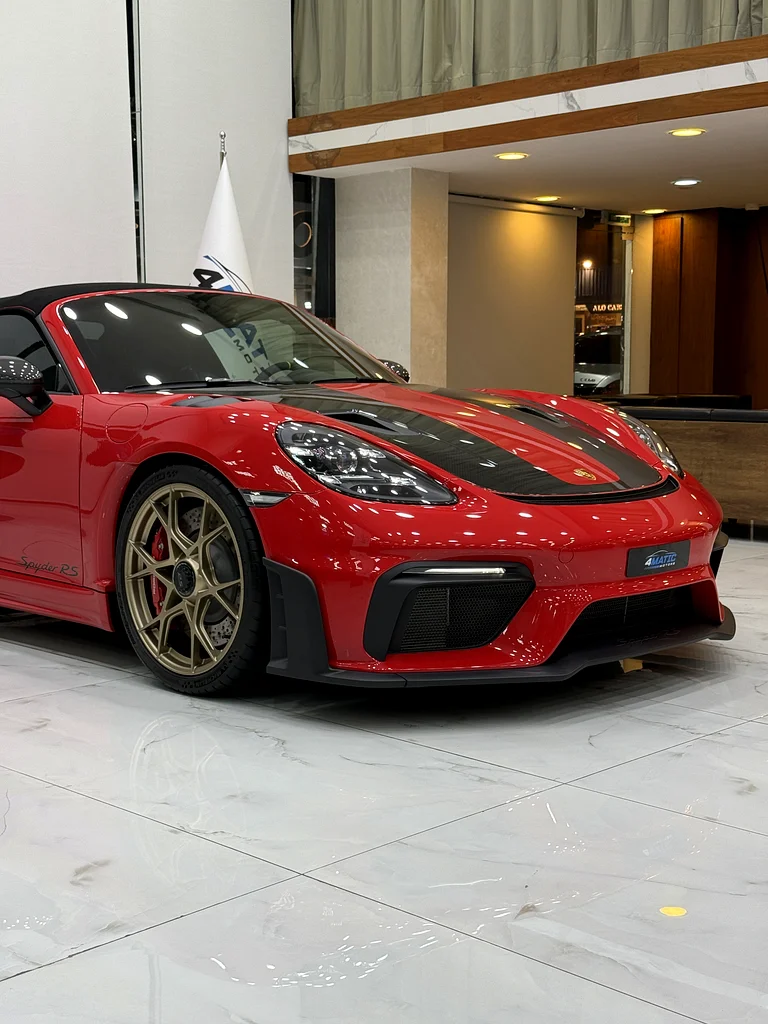 Spyder RS Weissach63231637038082114