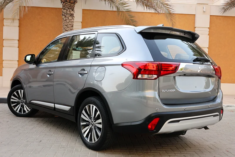 MITSUBISHI OUTLANDER 2023-49000KM-UNDER WARRANTY-GCC SPECS63223816819074112