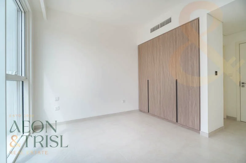 Single Row | 3+Maid Room for Rent | Vacant63732482283907114