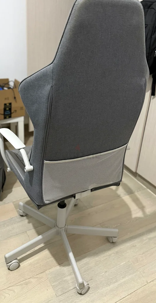 Stylish Ergonomic Office Chair - Perfect for Work or Gaming!63217327171458111