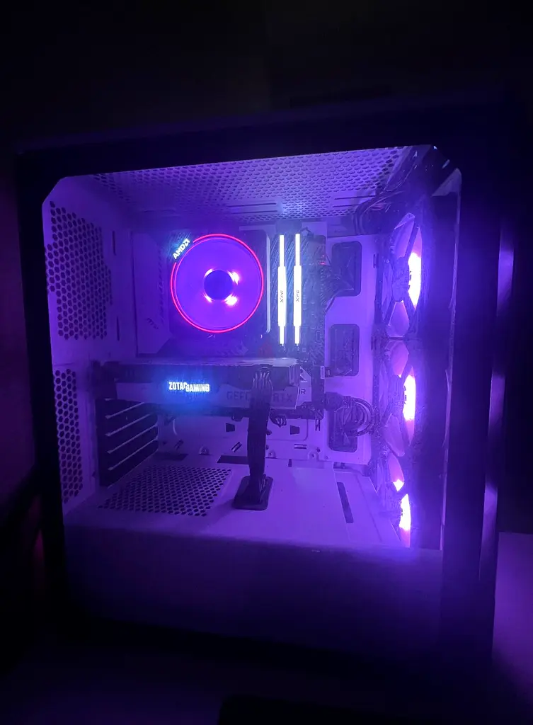 High Performance AMD Ryzen 7 PC