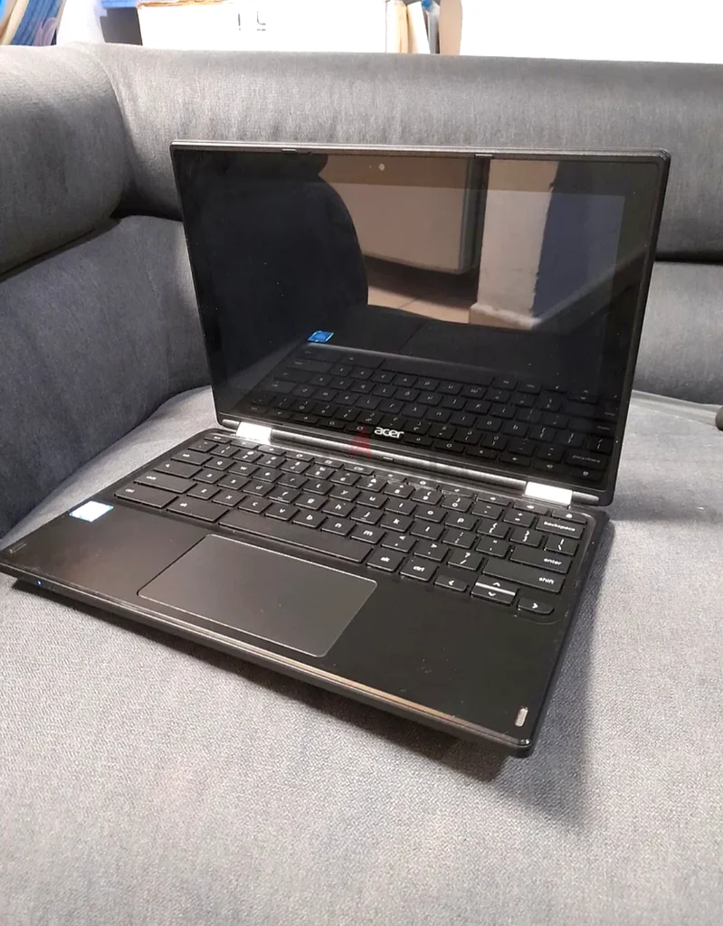 Touch Screen Acer Chromebooks - Perfect for Students Adults! With Play Store and all apps.63257120453121112