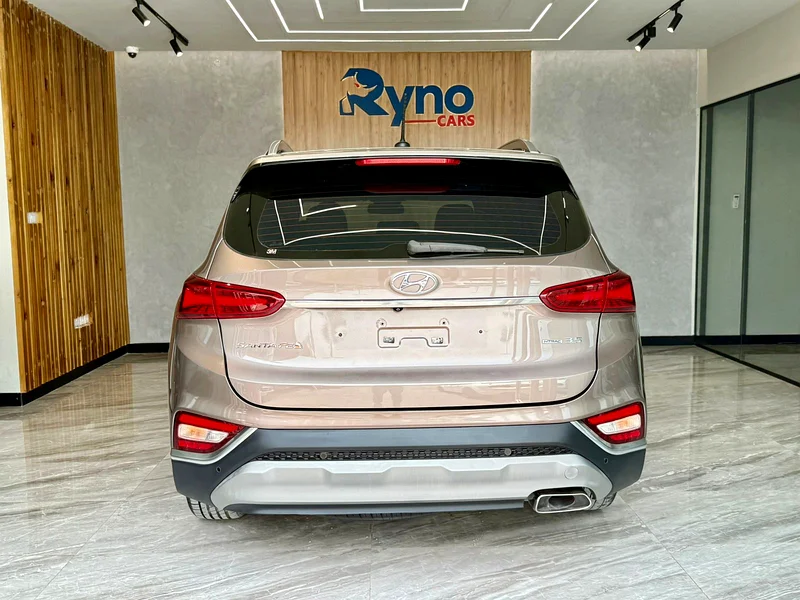 Hyundai Santa Fe 2019 | V6 3.5L |Premium Plus | PM 950 Aed  | Full Service History63169915402754113