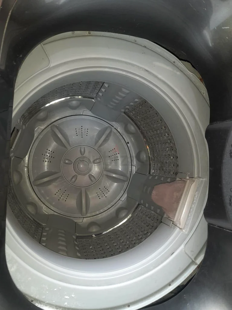 Electronic appliances repair.63217829505537112