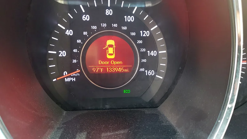 Kia optima 2013 only 14000aed super condition63170837424641114