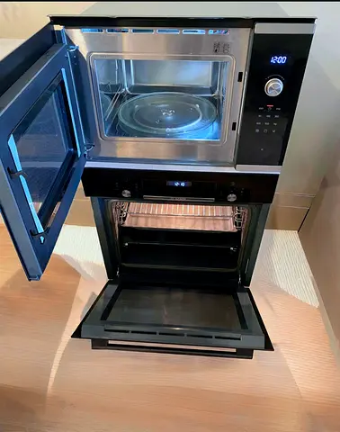 Bosch series 6 built-in oven and microwave 60 cm - Premium Black finish