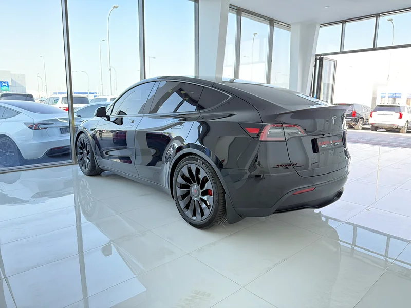 تسلا موديل Y-Performance بريفورمنس اسود / اسود خليجي 202363175703657729113