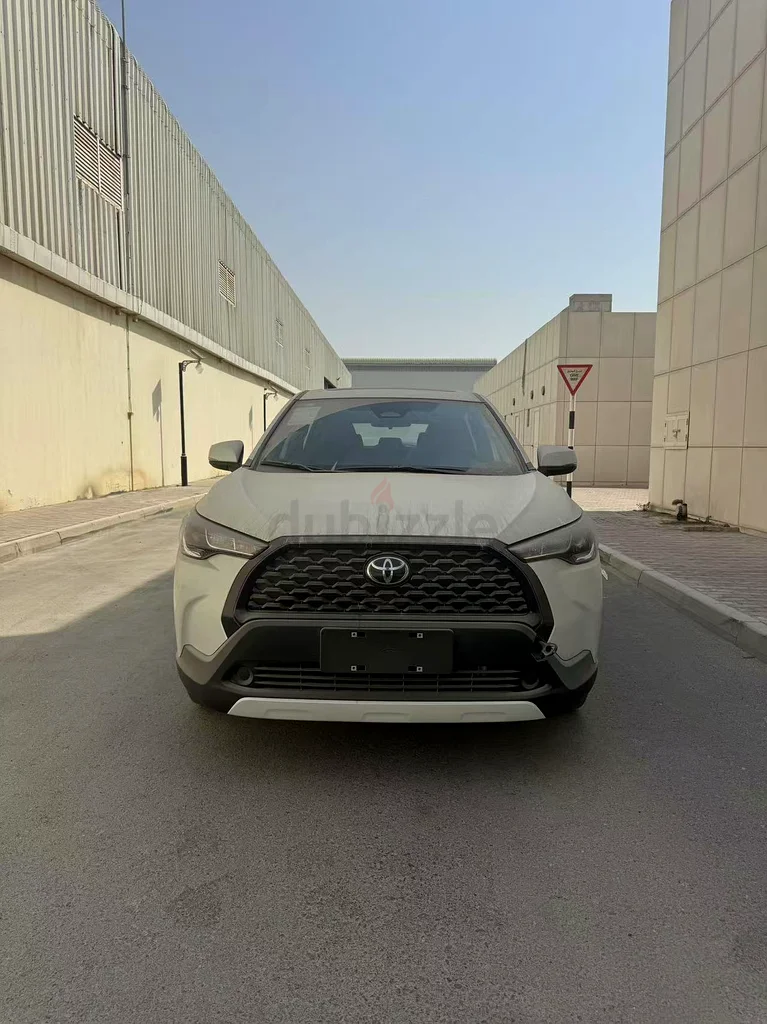 تويوتا كورولا كروس 2.0 هايبرد إيليت631656923947531114