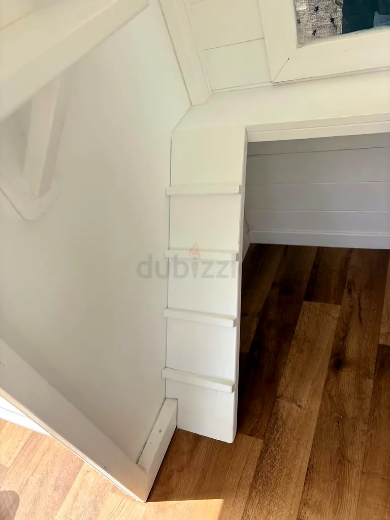بيت للقطط مع مكيف هواء منفصل63233127287809112