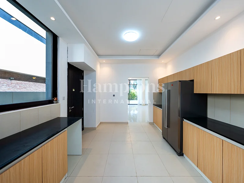 Exclusive | Golf Course View | Vacant | Upgraded63737917613697114