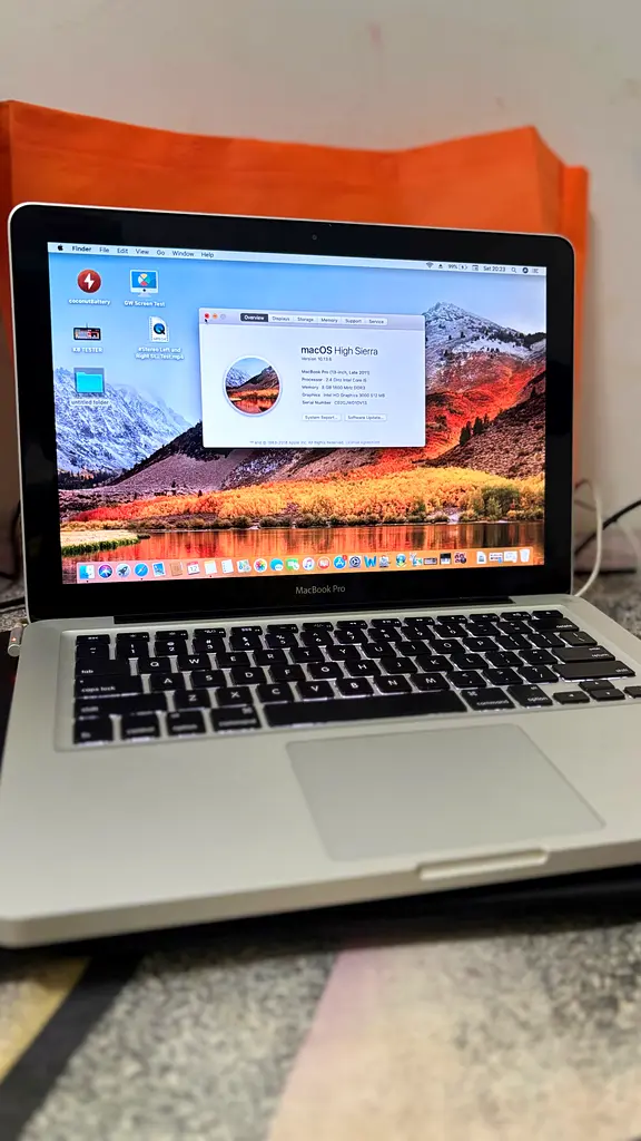 Apple MacBook Air - Sleek Performance for Work  Play63256077811201113