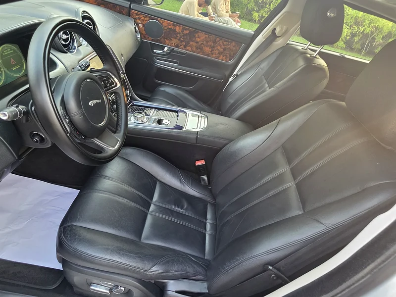 JAGUAR XJL 2013, GCC, LIKE NEW63221824642433114