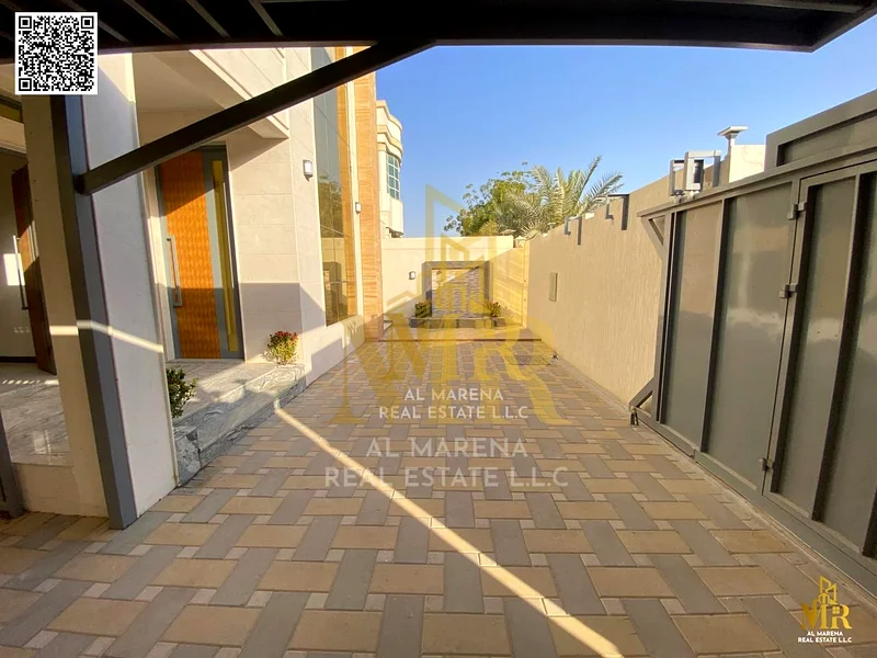 For sale - Luxury villa in Al Rawda, Ajman | 5 master bedrooms | Majlis | Hall | Modern kitchen | Spacious outdoor yard63871395277186112