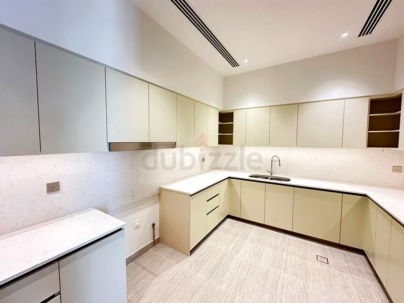 Modern and Sleek Kitchen Cabinets and counter tops for Sale!63220326897538111