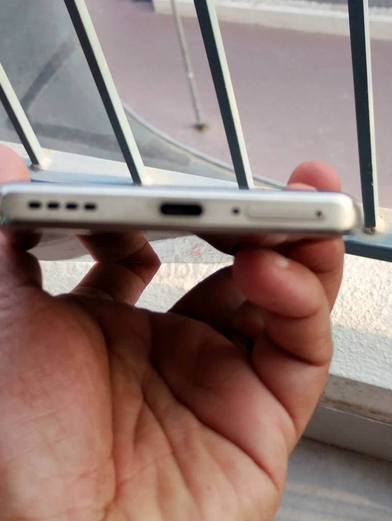ريلمي 12 برو بلس 5G63184729198209112