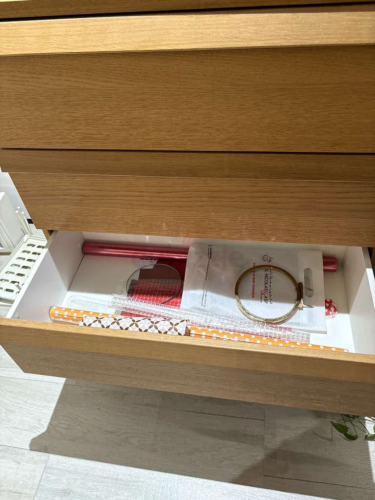 Chest of Drawers63183730460673111
