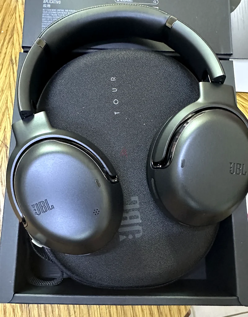 JBL Tour One M2 - Premium Noise Cancelling Over-Ear Headphones63165713440514112