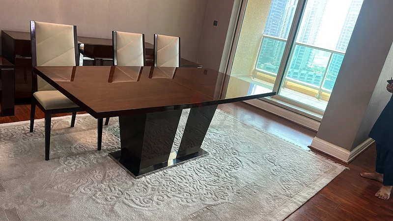 طقم طاولة طعام إيطالية فاخرة قابلة للتمديد مع كراسي، بجودة عالية، بسعر 32000 درهم إماراتي بالتجزئة632173288180491127