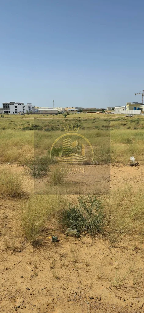 قطعة أرض للبيع على الطريق الرئيسي في أم الثوب63185196586497111