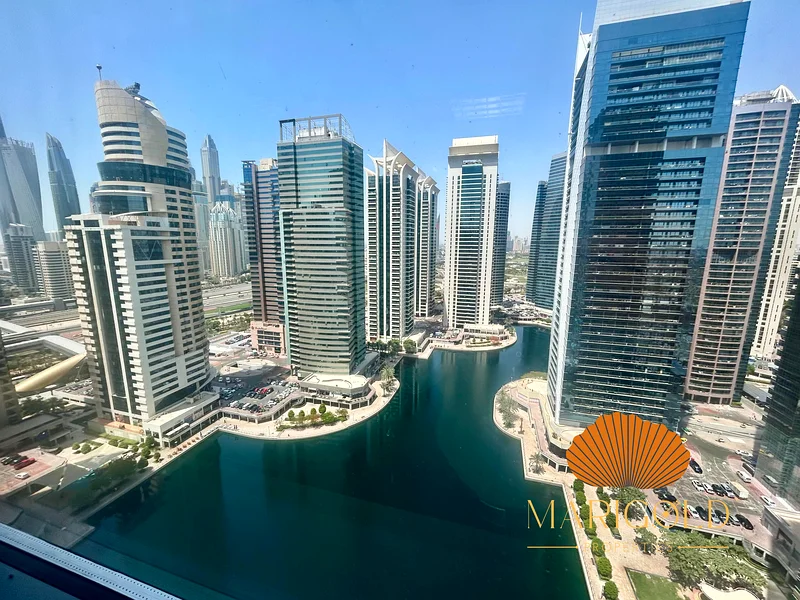 VACANT | PREMIUM BUILDING | LAKE VIEW63184689868418114