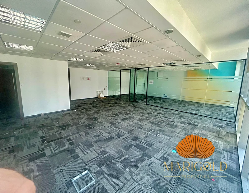 VACANT | PREMIUM BUILDING | LAKE VIEW63184689868418111