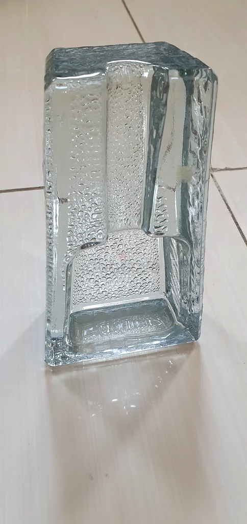 مُطفئة السجائر الأنيقة63240641368579112