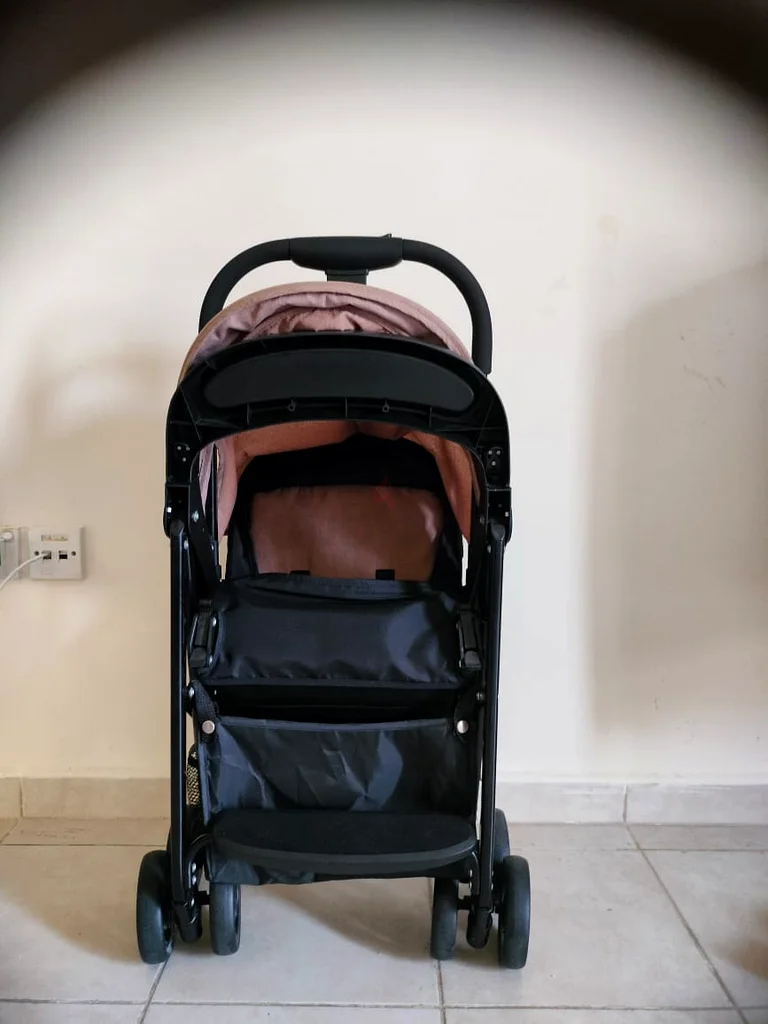 Lightweight and Stylish Baby Stroller for Sale!63174809712131113