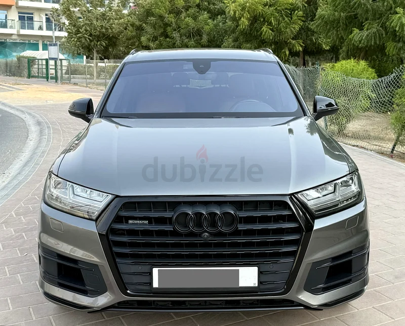 أودي كيو7 2018، فئة S لاين بريميوم V6 بشاحن فائق، مع عجلات أودي سبورت مقاس 22 بوصة، حالة ممتازة، داخلي وخارجي مثالي63227251563394112