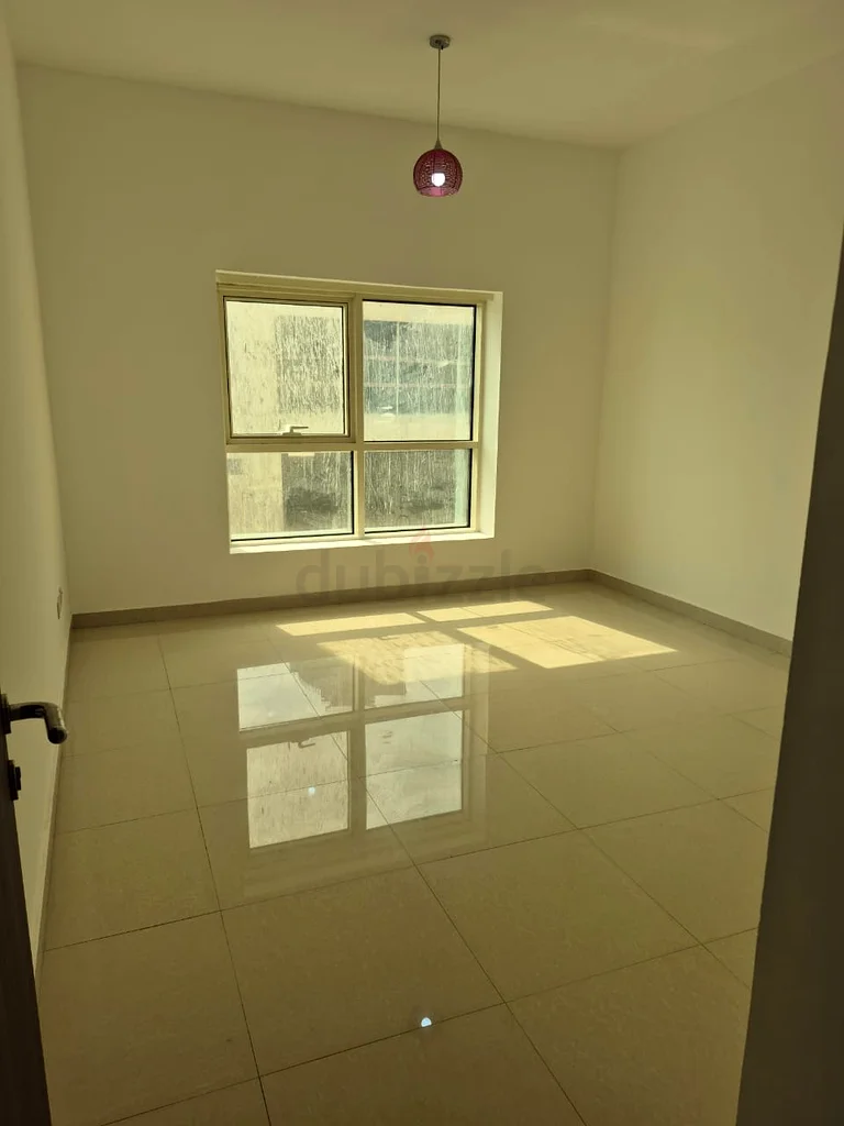 Spacious 3-bedroom apartment with stunning lagoon view - Al Rund Tower, Alkhan, Sharjah63295523340419114
