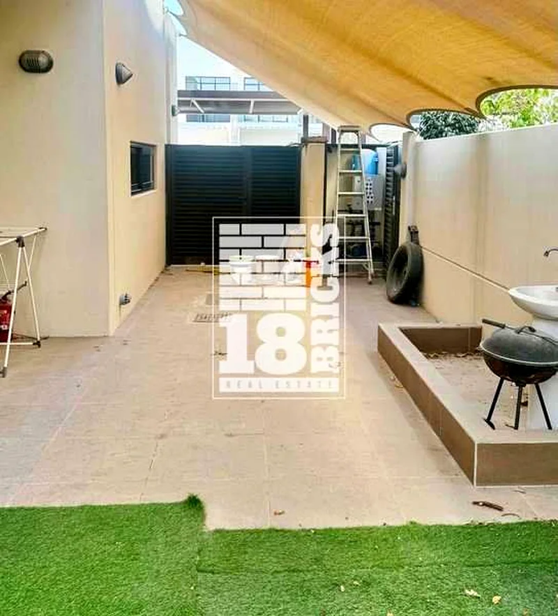 Modern 3-Bedroom + Maid | Direct Park Access | VOT63738389331969110